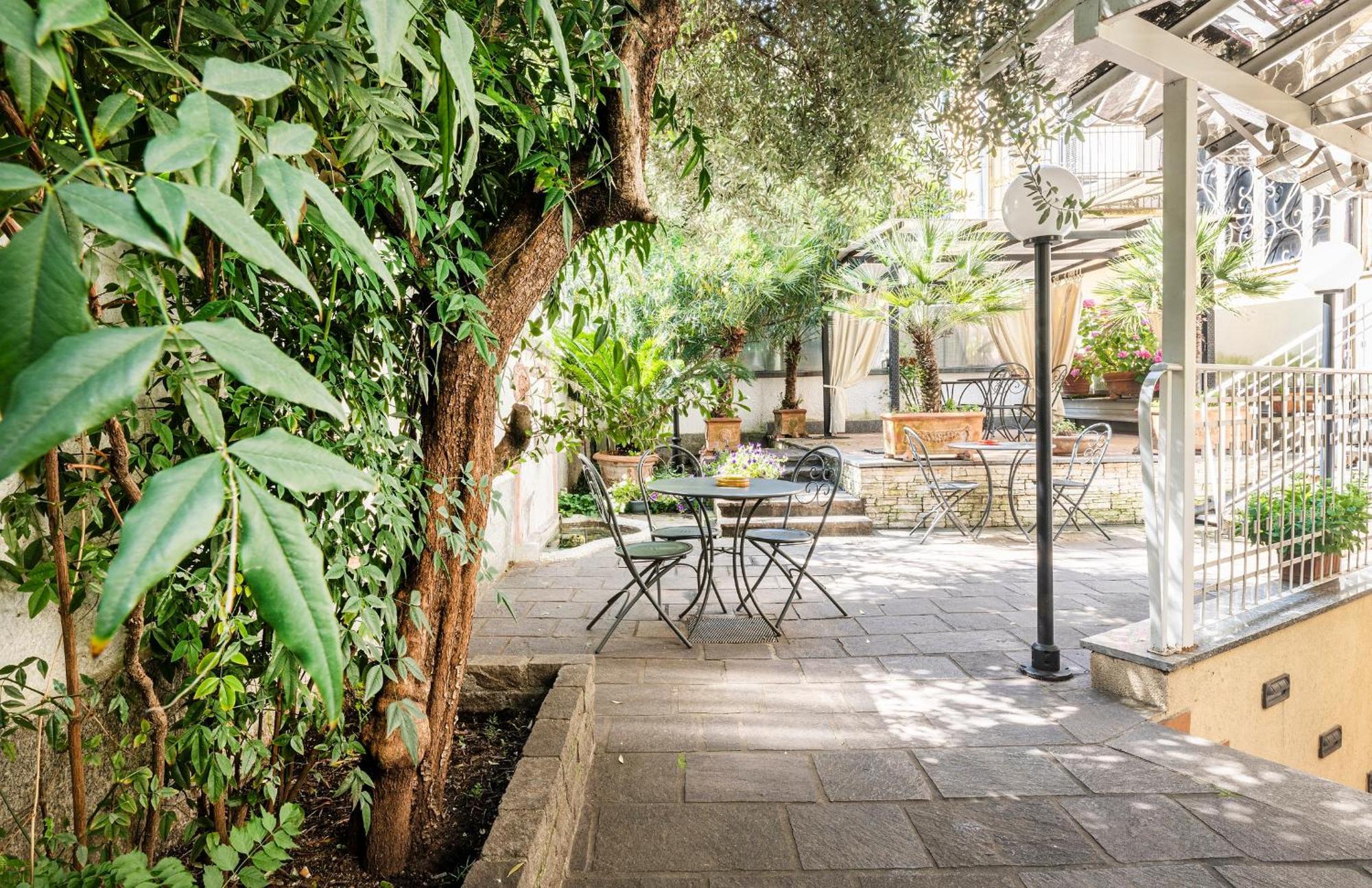 Boutique Hotel Dieci Milan Extérieur photo