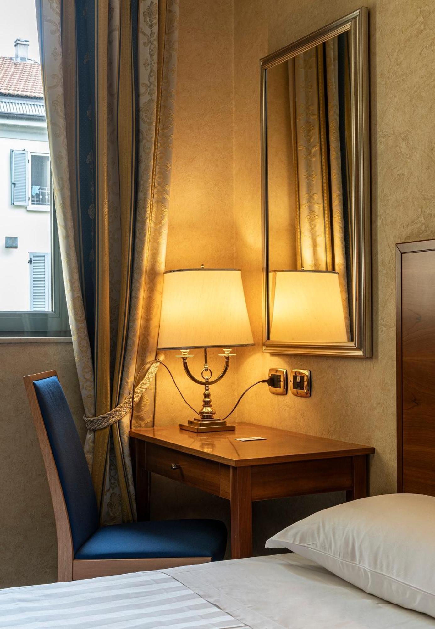 Boutique Hotel Dieci Milan Extérieur photo