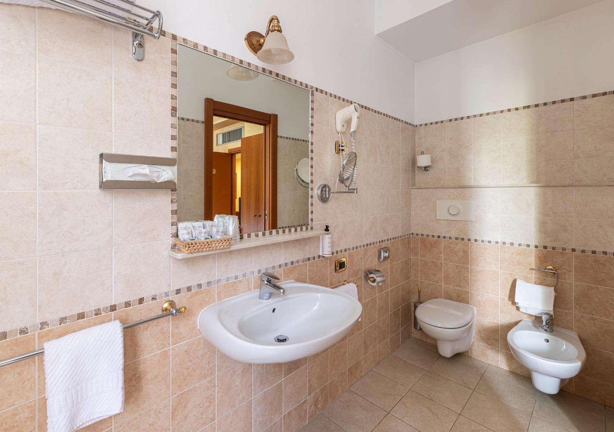 Boutique Hotel Dieci Milan Extérieur photo