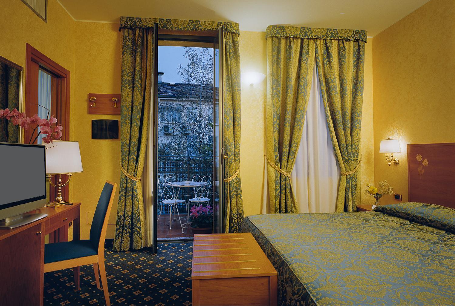Boutique Hotel Dieci Milan Extérieur photo